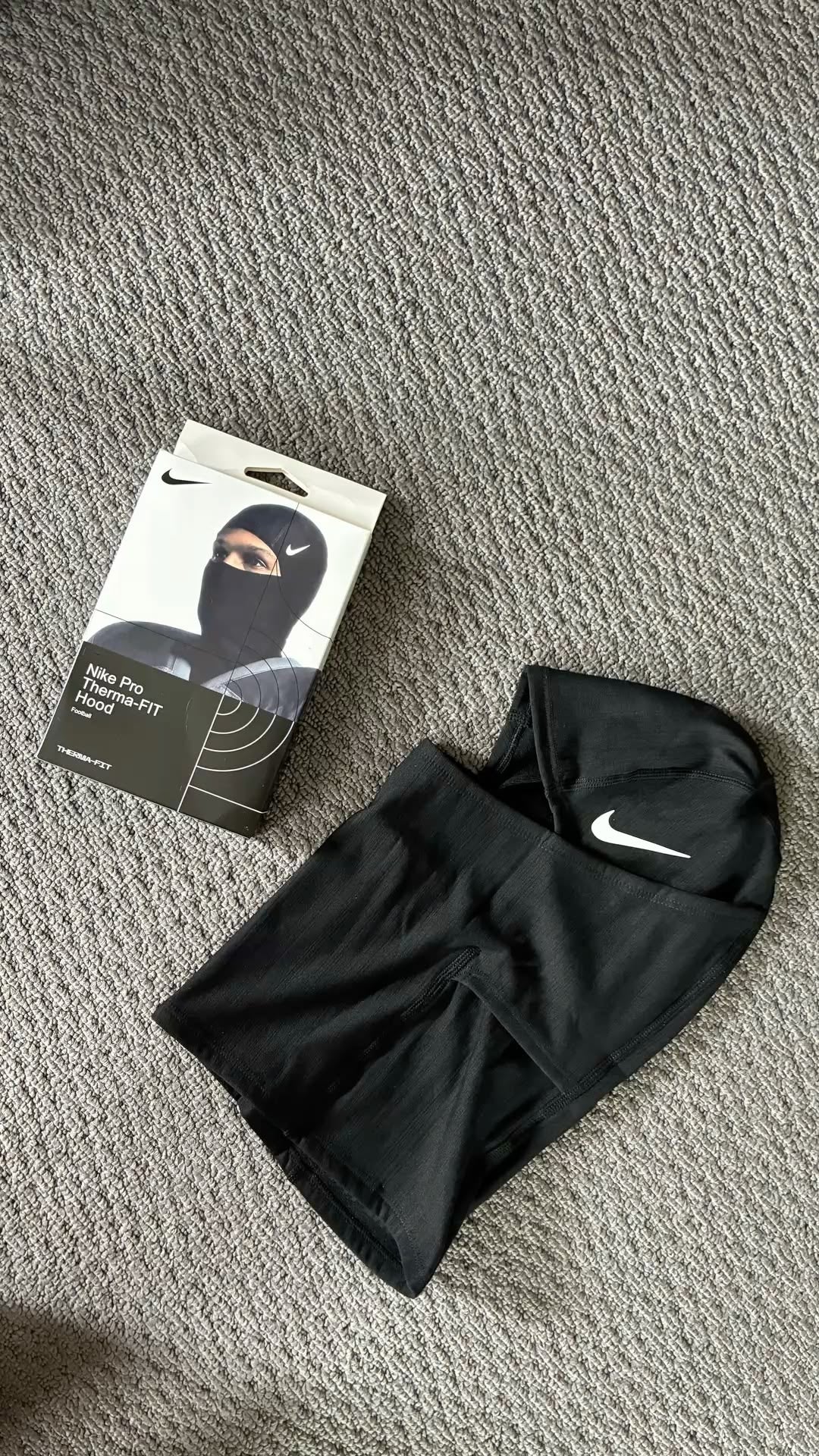 Nike Pro Therma-FIT Hood